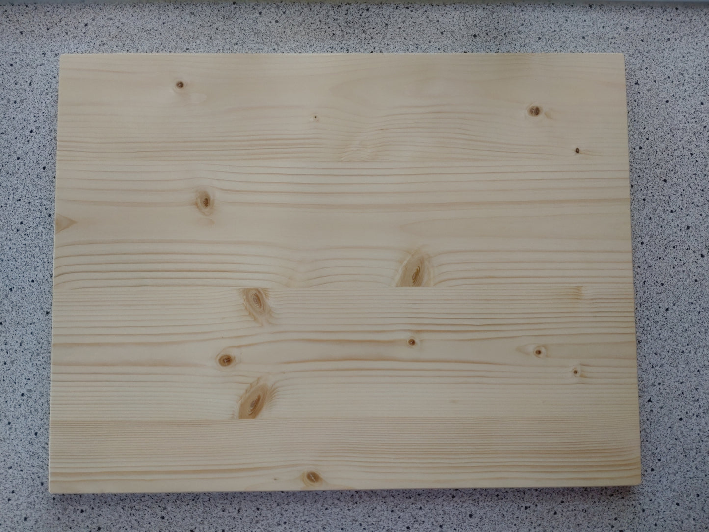 Schneidebrett Mykonos Rechteckiges Schneidebrett aus massivem Holz