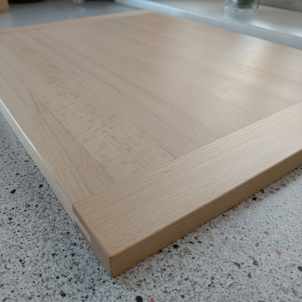 Schneidebrett „Corsica“ aus Buchenholz, Vorderansicht, geölte Oberfläche