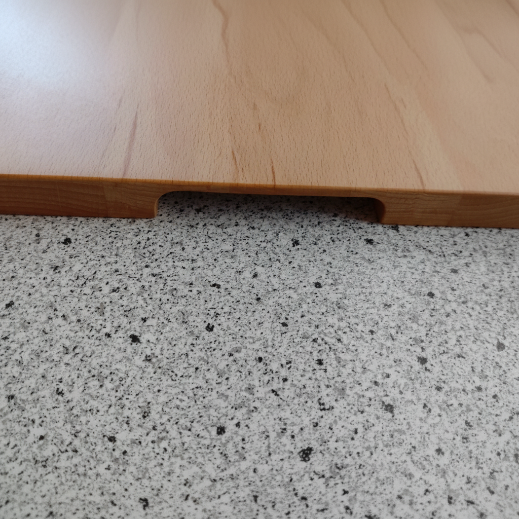 Schneidebrett „Ibiza“ aus Buche, Detail der praktischen Griffe, Premium gefertigt