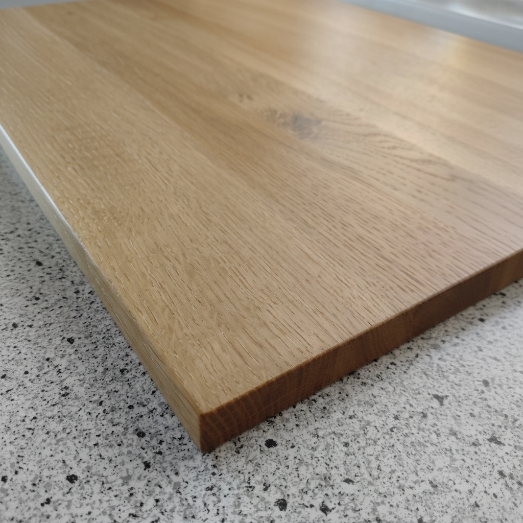 Schneidebrett „Ibiza“ aus Eichenholz, Vorderansicht, geölte Oberfläche