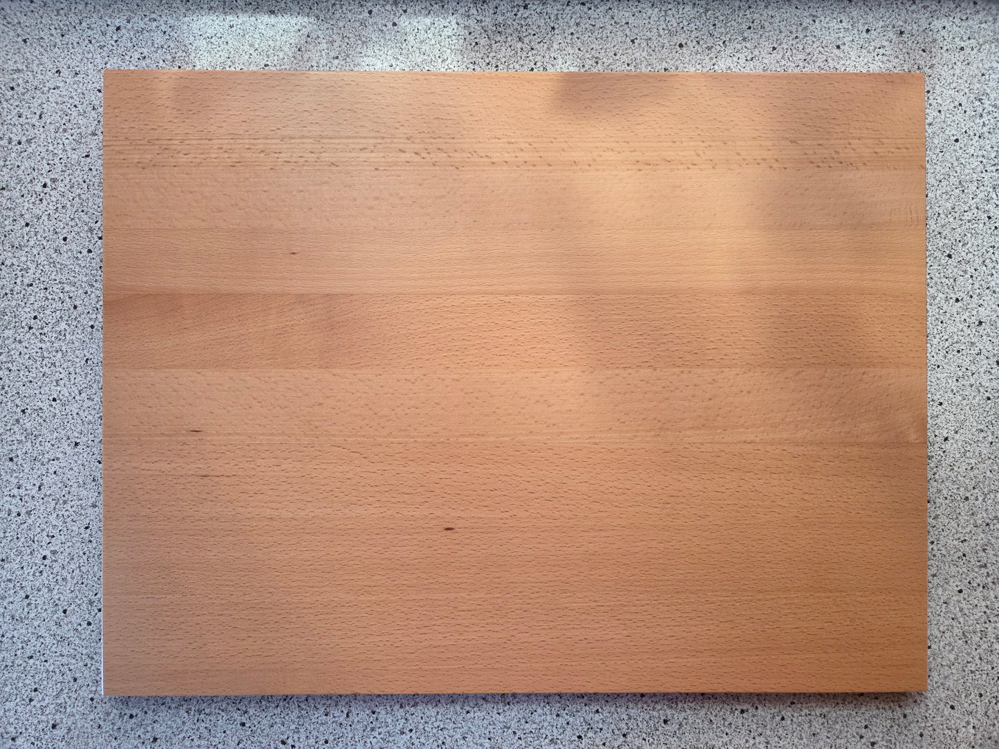 Schneidebrett Mallorca Massivholzbrett mit Designkante