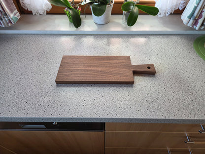 Vesperbrett Elba Handliches Massivholzbrett mit Griff