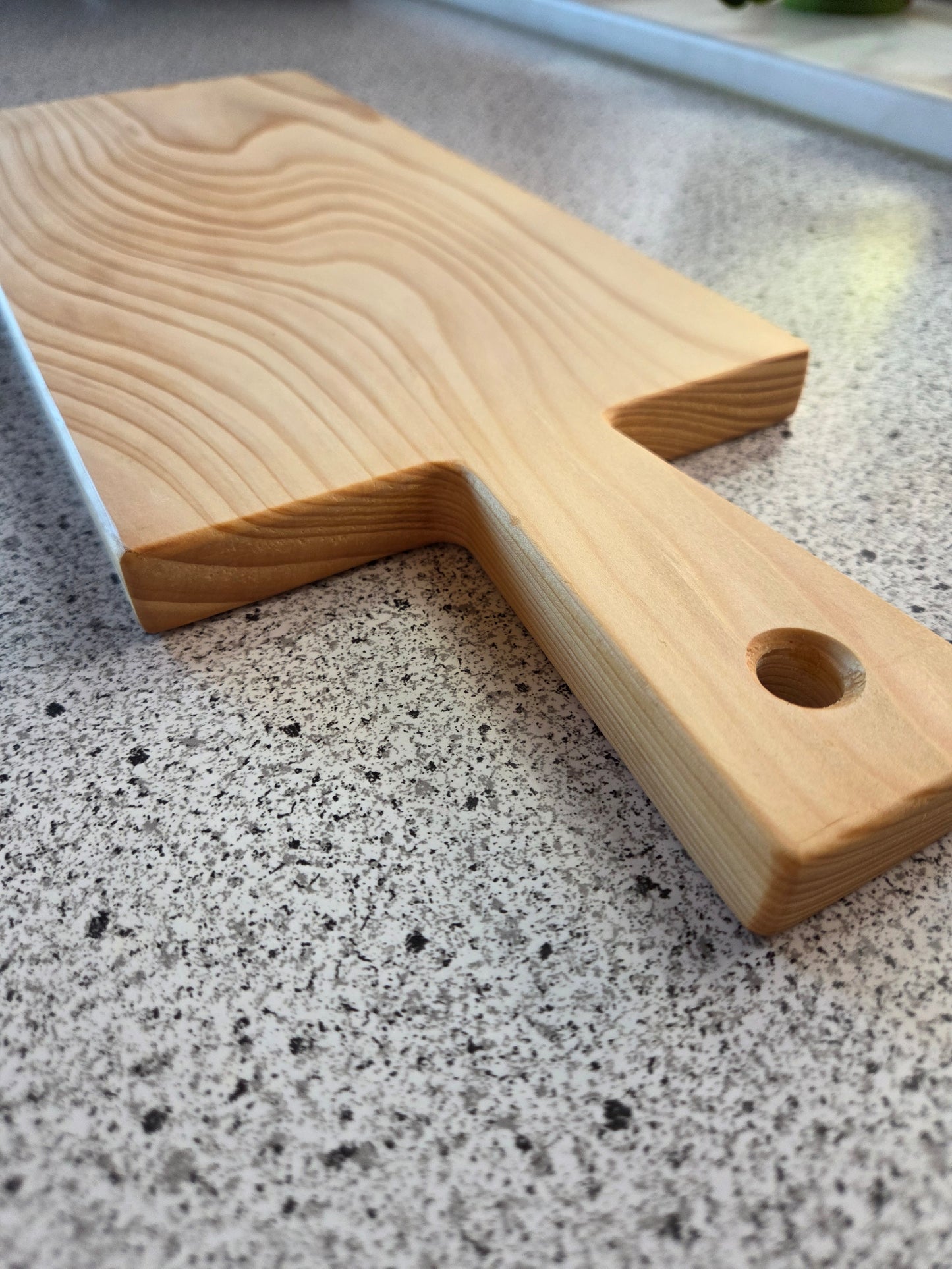 Vesperbrett Elba Handliches Massivholzbrett mit Griff