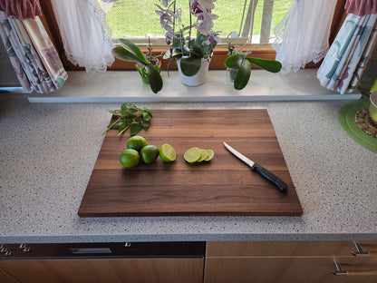 Schneidebrett Mykonos Rechteckiges Schneidebrett aus massivem Holz