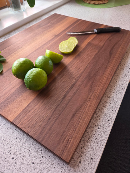 Schneidebrett Mykonos Rechteckiges Schneidebrett aus massivem Holz