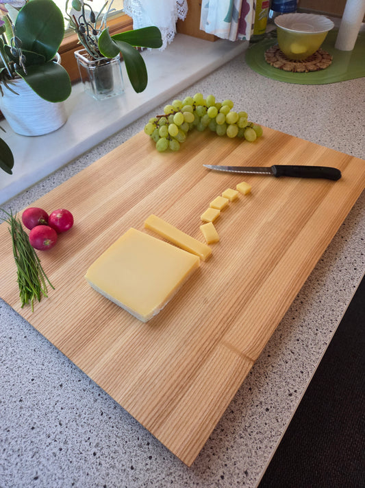 Schneidebrett Mallorca Massivholzbrett mit Designkante