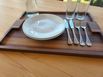 Serviertablett Capri aus Massivholz – stilvoll und praktisch