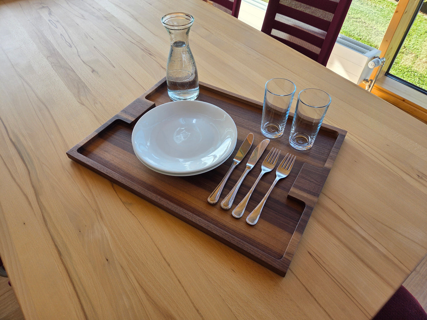 Serviertablett Capri aus Massivholz – stilvoll und praktisch