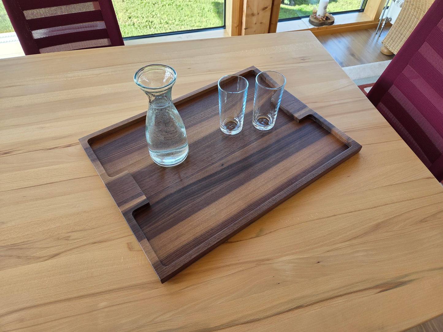 Serviertablett Capri aus Massivholz – stilvoll und praktisch