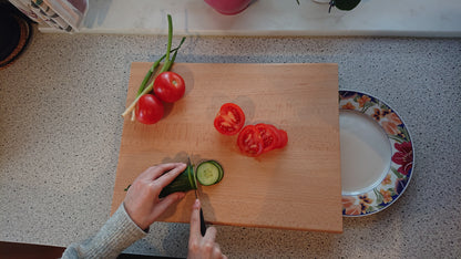 Schneidebrett Aruba Massivholzbrett mit Teller Auffangsystem